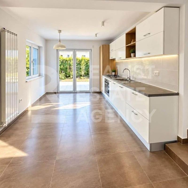 Vila de inchiriat | Pipera | Piscina privata | Curte generoasa - Fotografie 1