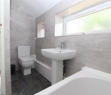 4 bedroom house to rent - Photo 1