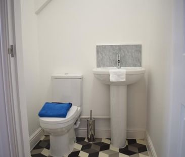 2 bedroom townhouse to rent - Photo 6