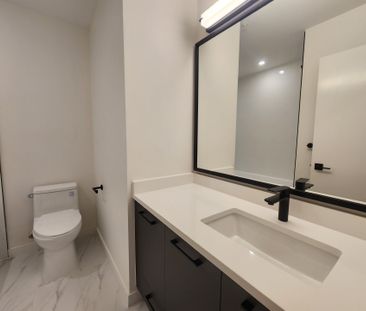Stunning Two Bedroom Brand New Condo in Surrey with Parking and Lei... - Photo 4