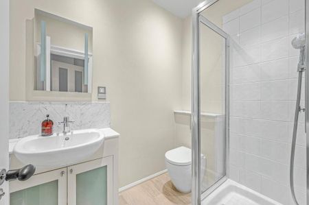 4 bedroom flat to rent - Photo 5