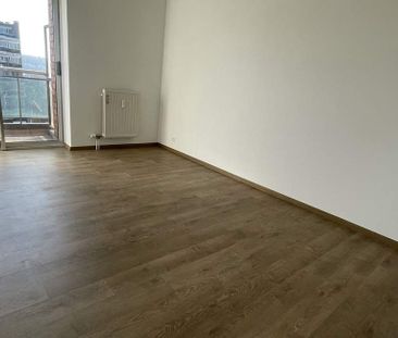 Appartement te huur in Liège voor € 645 met 1 slaapkamer - Photo 1