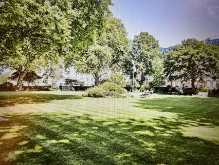 1 Bed Flat, Nevern Square, SW5 - Photo 4