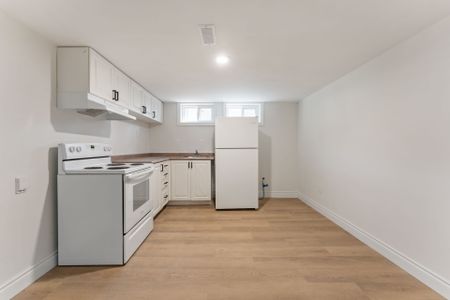 For Lease - 8816 Roosevelt Street Unit# Lower, Niagara Falls, Ontario - Photo 2