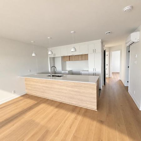 5 1/2 NEUF 2025 à Granby - 3 chambres, 3e étage, A/C, animaux acceptés, borne VÉ - Photo 4