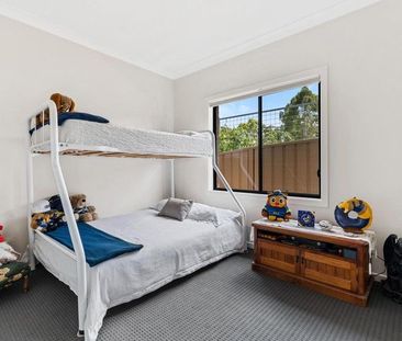 Modern Family Home - Photo 6