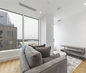 West Gate, London, W5 - Photo 1