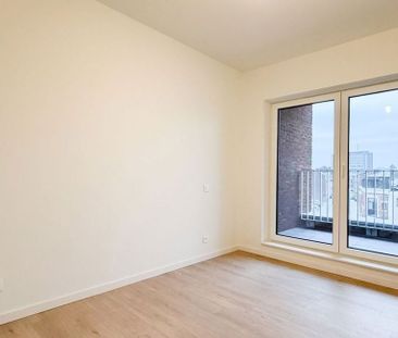 Appartement te huur in Seraing voor € 750 met 1 slaapkamer - Photo 2