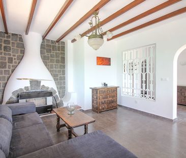 Se alquila chalet en Calpe - Photo 2