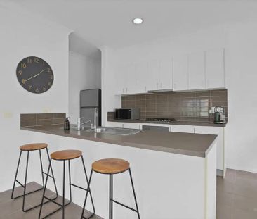 “Close to Everything” - Photo 2