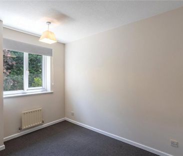 2 bedroom semi-detached house to rent - Photo 2