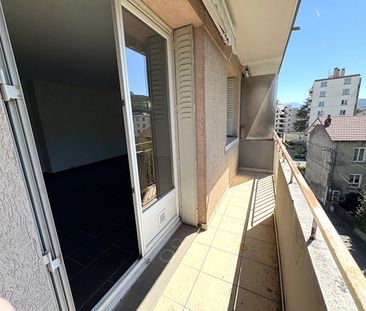 Appartement 4 pièces à louer au coeur de Fontaine - Photo 4