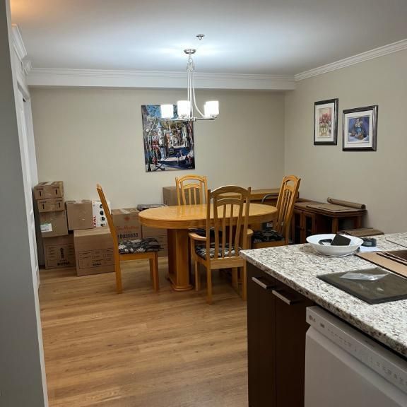 Faubourg 4 1/2 * LOUÉ et NON DISPONIBLE * - Photo 1