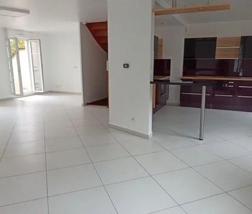Location Maison 4 pièces 129m² CHENNEVIERES SUR MARNE 94430 - Photo 2