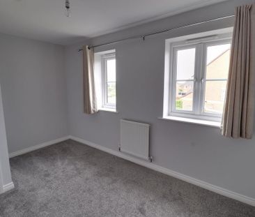 2 bedroom semi-detached house to rent - Photo 4
