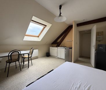 Studio meublé - Boulevard Maignan Larivière - Photo 1