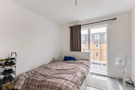 2 bedroom flat to rent - Photo 5