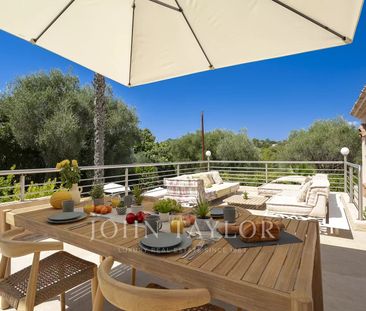 Maison à louer Mougins, Cote d'Azur, France8 500 EUR / Mois - Photo 1