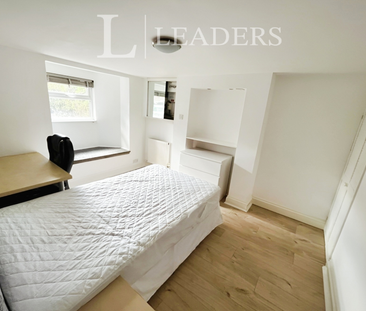 6 bedroom house to rent - Photo 1