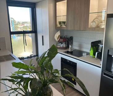 Greenslopes - Photo 2