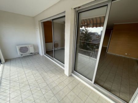 Appartement 112 m² - 4 Pièces - Nîmes (30000) - Photo 5