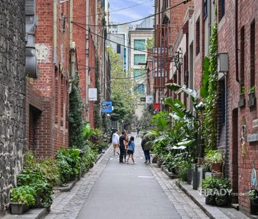 2006/8 Sutherland Street, Melbourne - Photo 2