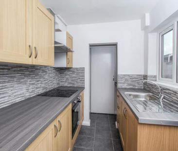 3 bedroom terraced house to rent - Photo 6