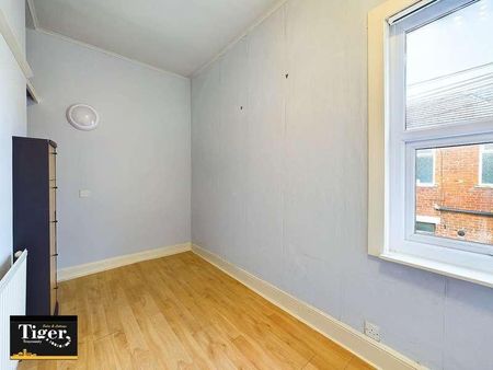 Danesbury Place, Blackpool, FY1 - Photo 3