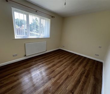Maclins Close, South Molton, Devon, EX36 - Photo 1