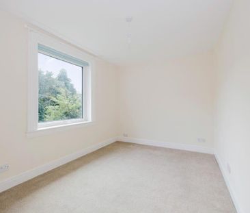 2 bedroom semi-detached house to rent - Photo 5