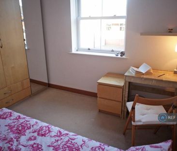 3 bedroom end of terrace house to rent - Photo 6