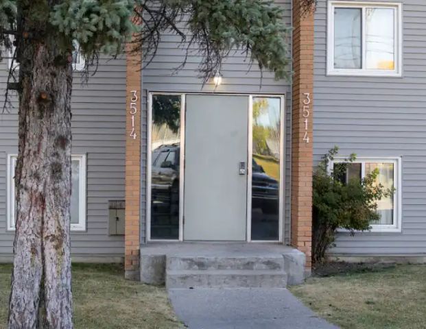 Dog Friendly 2 Bed 1 Bath Apartment | 3514 44 Street Southwest, Calgary - Photo 1