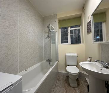 Studio Flat, Wendover Court, NW2 - Photo 6