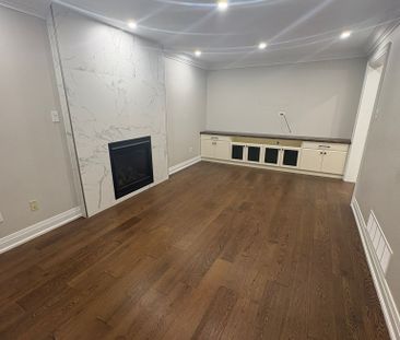 For Lease - 112 Braidwood Lake Road, Brampton, Ontario - Photo 4