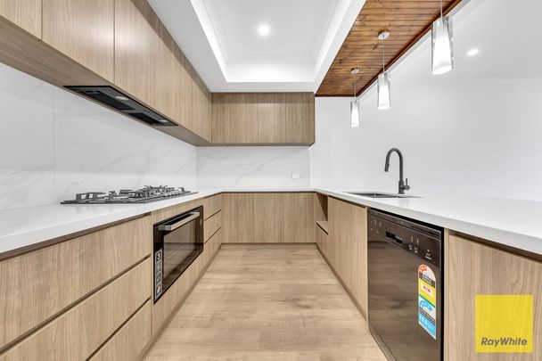 Luxury Upgrades, Unmatched Elegance - A Home That Inspires - Photo 1