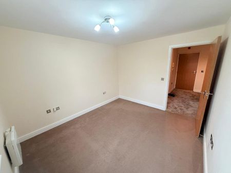 2 bedroom flat to rent - Photo 4