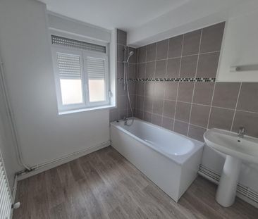 Location Maison 4 pièces 67m² LOOS 59120 - Photo 3