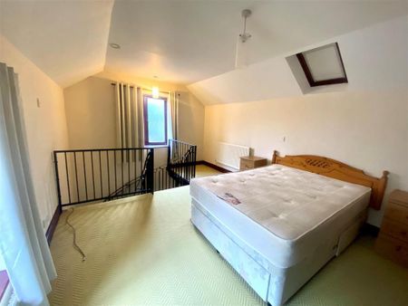 3 bedroom barn conversion to rent - Photo 2