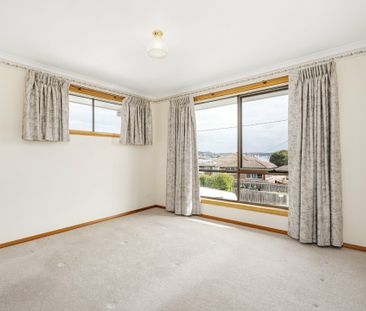 5 Princess Place, East Devonport - Photo 4