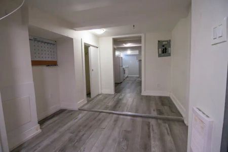 44 Rodman Street - 8 — 1 Bedroom - Photo 5