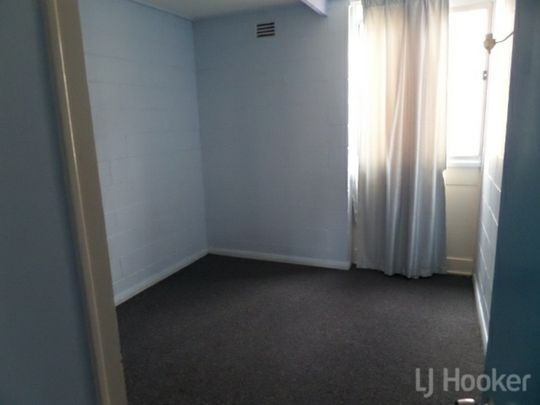 Single Level 2 Bedroom Unit - Photo 1