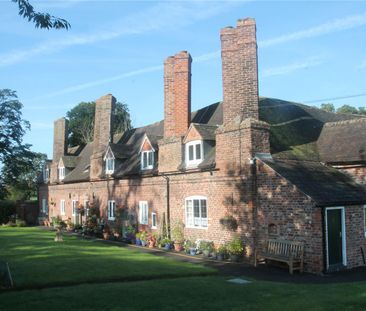 Flat 8 AlmsHouses - Photo 4