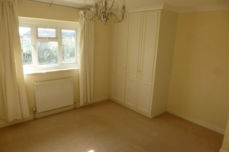 Anne Crescent - Photo 3