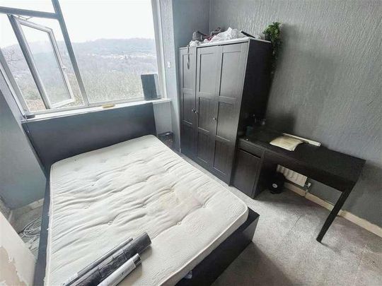 Cliff Terrace, Treforest, Pontypridd, CF37 - Photo 1