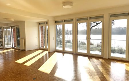 3- Zimmer- Wohnung in 24111 Kiel, mit traumhaftem Blick über den Russee - Foto 4