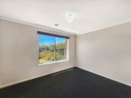 47 Canterbury Road East, Lara - Photo 5