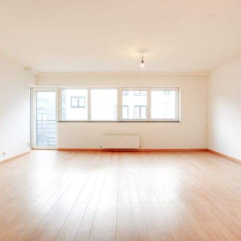 Appartement te huur - Photo 1