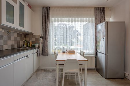 Gerenoveerd 1-slaapkamerappartement in het centrum van Kapellen! - Photo 5