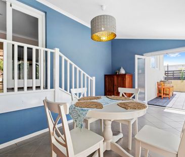 SPARKLING POOL, NEW DISHWASHER, NEW LARGE PATIO - Photo 6