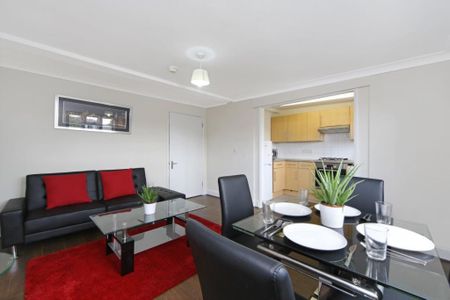 West Cromwell Road, London - Photo 4